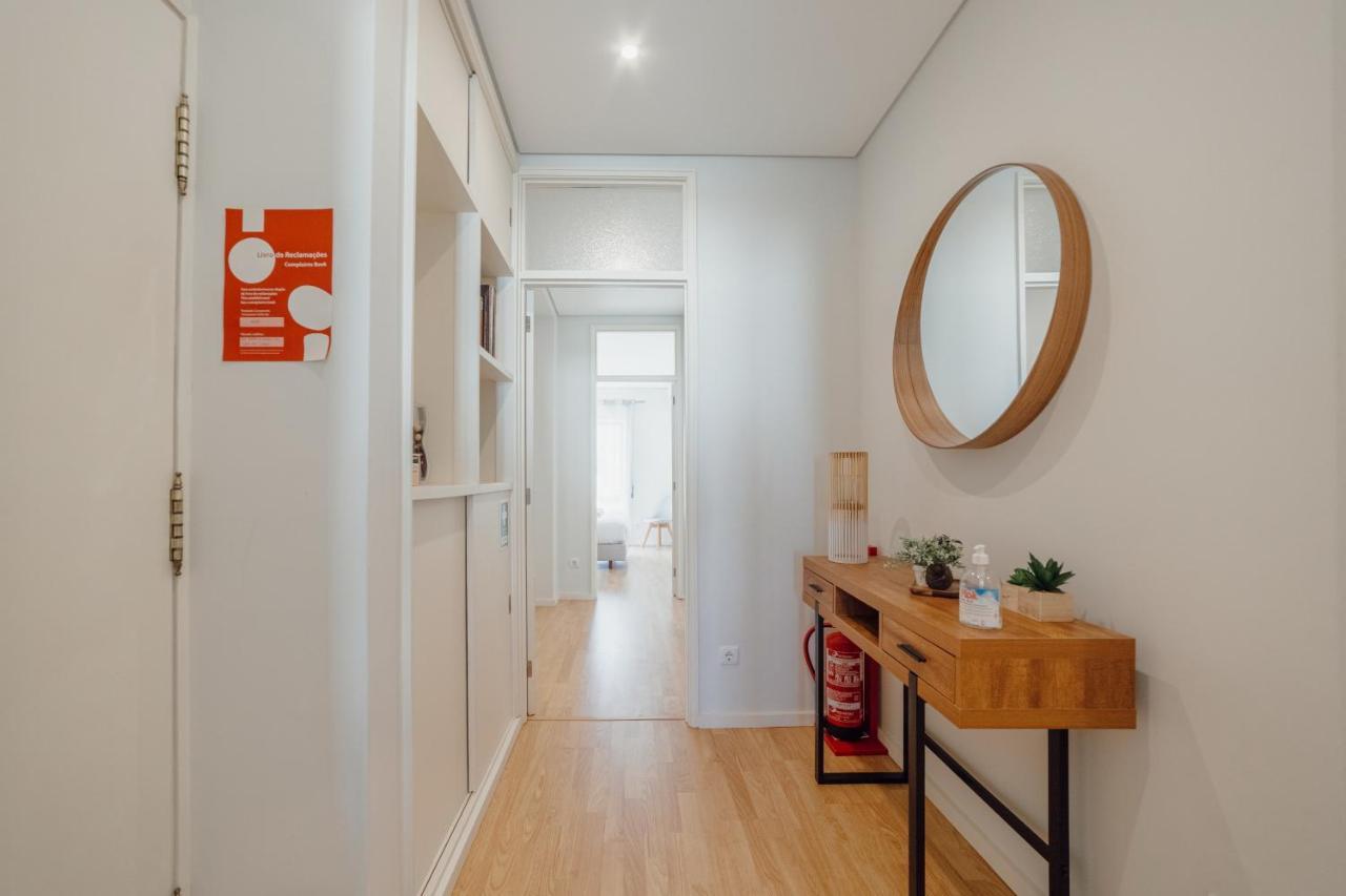 Apartamento Downtown Design With Balcony By Vacationy Oporto