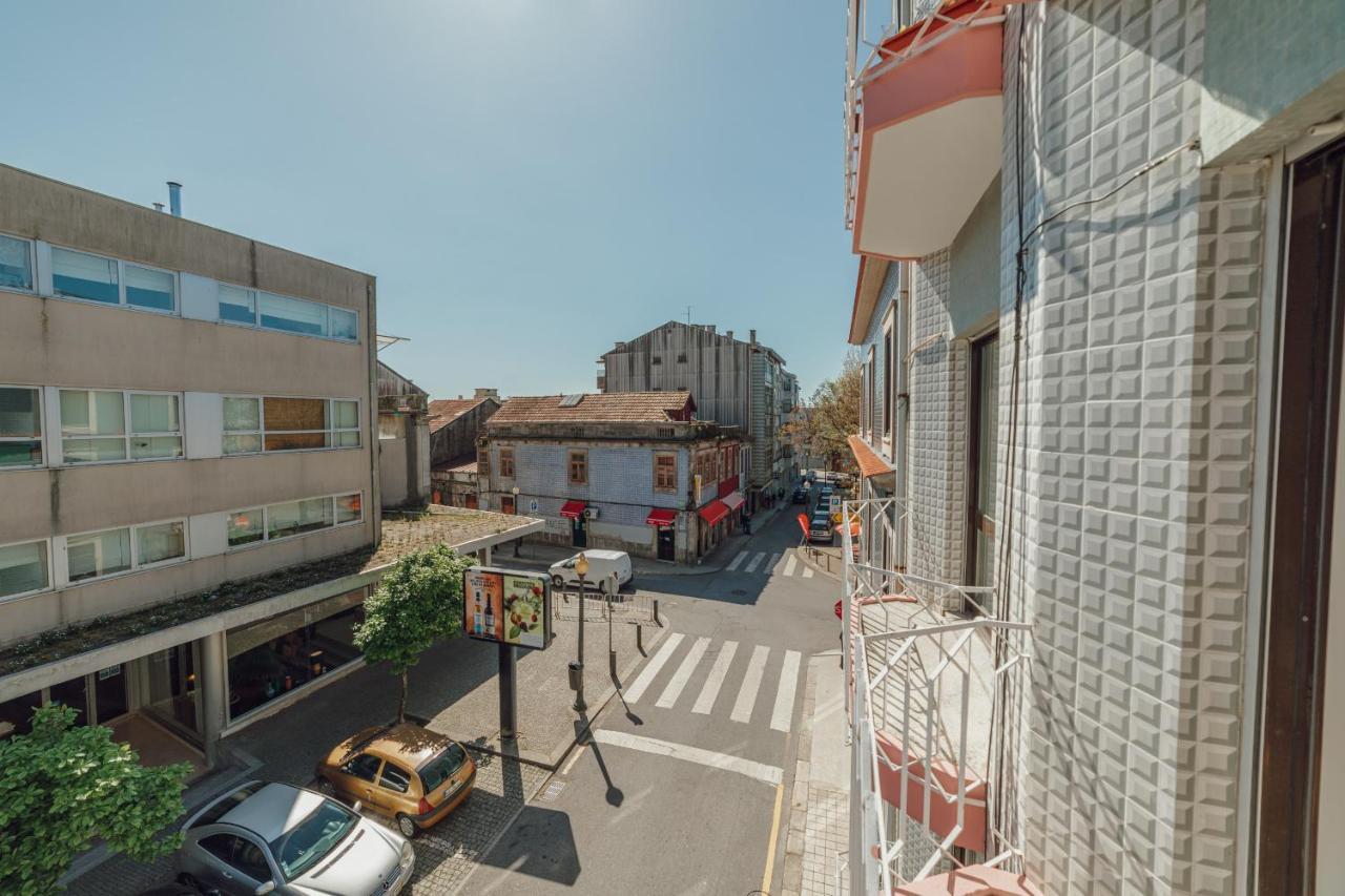 Downtown Design With Balcony By Vacationy Appartamento *